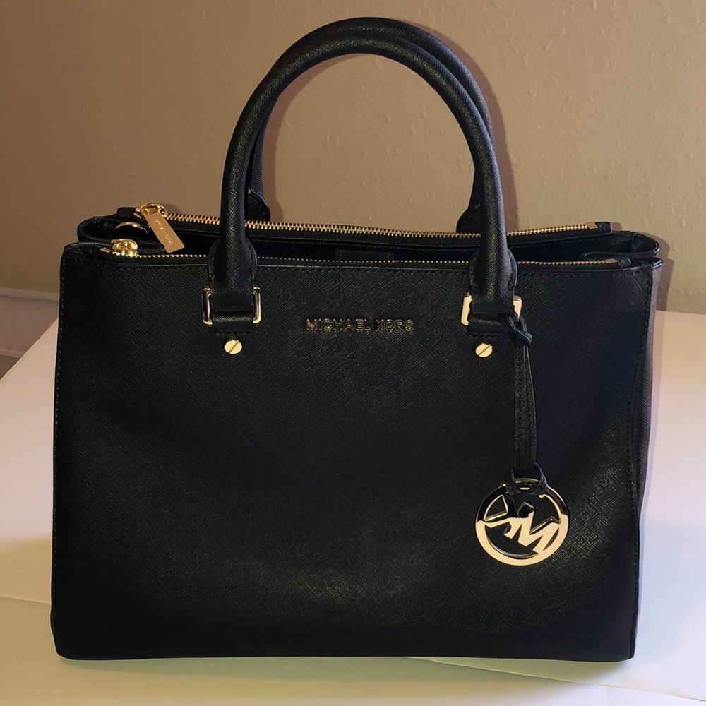 Michael Kors Large Black purse hand bag